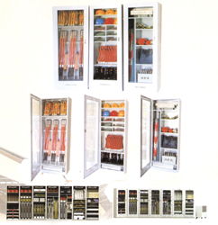 濱州利安電器集團(tuán)安全工器具柜采購(gòu)指南 價(jià)格、規(guī)格與服務(wù)解析